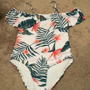 SHEIN Xtra large one piece swimsuit. Never worn!